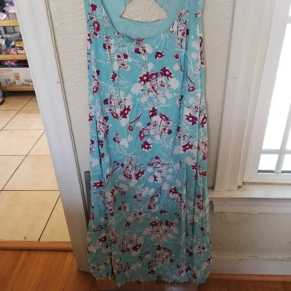 Love + Harmony | Floral Maxi dress - Picture 5 of 14